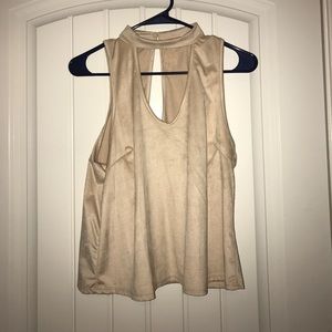 Keyhole neck top.